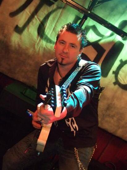 Stacey Perryman Solo Singer Guitarist Melbourne