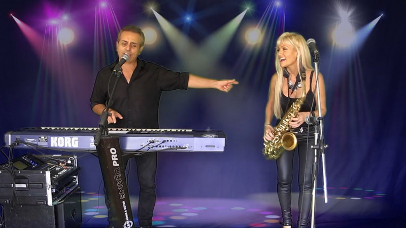 STREET CAFÉ Duo Brisbane Gold Coast