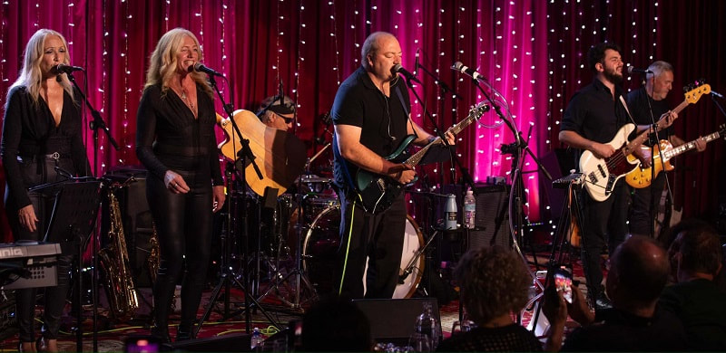 The Floyd Show Live Shot